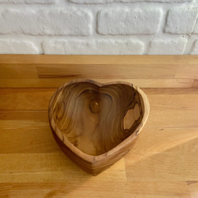 Cuenco madera forma corazón de Ø 15 cms